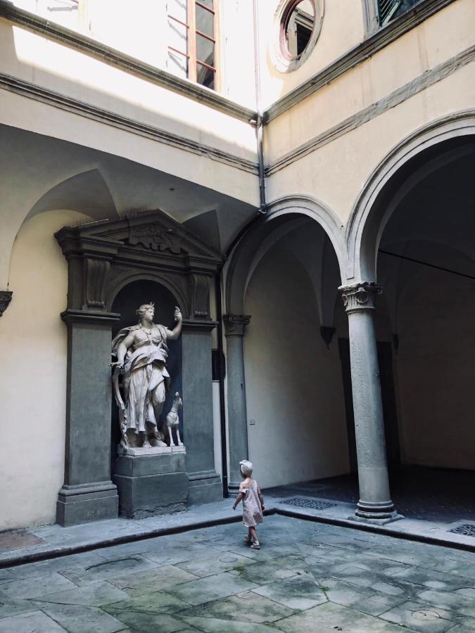 Traviata Appartamento Storico - Palazzo Tolomei Floransa Dış mekan fotoğraf